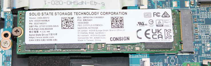 Una unidad SSD PCIe 4.0 sirve como unidad del sistema.