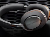 El Bowers & Wilkins Px8 McLaren Edition tiene sutiles detalles en naranja y está disponible en varios mercados. (Fuente de la imagen: Bowers & Wilkins)