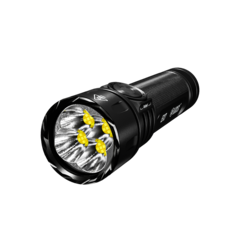 La EX7 tiene 4 x 5 LED. (Fuente de la imagen: Nitecore)
