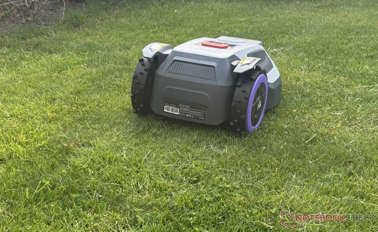 Anthbot M9 en el trabajo