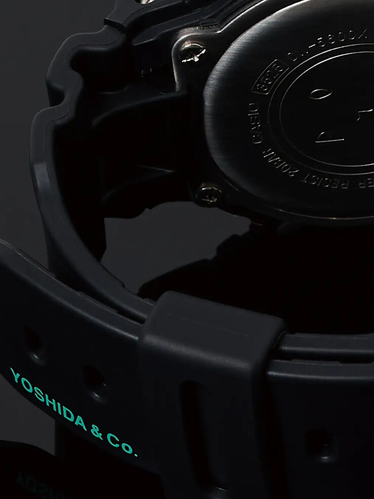 El reloj Casio G-Shock x Porter Kobe DW-5600. (Fuente de la imagen: PR Times)