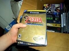 Entre otros juegos, los YouTubers encontraron una copia sellada de fábrica de The Legend of Zelda: The Wind Waker para la Nintendo GameCube (Imagen: Cheap Finds Gold Mines)