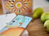 El Honor X80 Pro Max es brillante, resistente y también adecuado para su uso en la oficina.