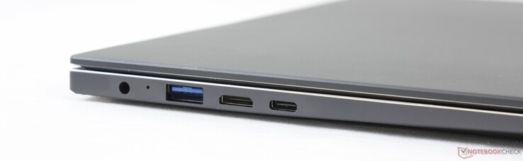 Izquierda: adaptador de CA, USB-A 3.0, mini-HDMI, USB-C con DisplayPort