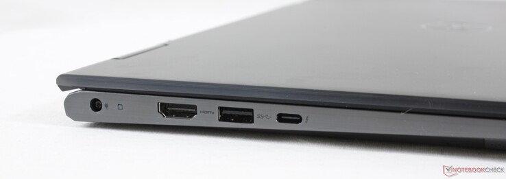 Izquierda: Adaptador de CA, HDMI 2.0, USB-A 3.2 Gen. 1, Thunderbolt 4 w/ PD y DP