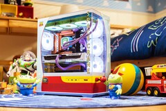 MSI lanza varios componentes de PC para juegos de sobremesa con coloridos diseños de Toy Story (Fuente de la imagen: MSI)