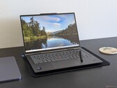 Análisis del convertible Lenovo ThinkPad X1 2 en 1 Gen 10: Excelente eficiencia con Intel Lunar Lake