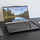 Análisis del convertible Lenovo ThinkPad X1 2 en 1 Gen 10: Excelente eficiencia con Intel Lunar Lake