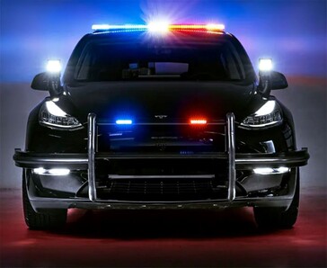 UP.FIT Los vehículos policiales pueden mejorarse con protección balística NIJ III/IIIA. (Fuente: UP.FIT)