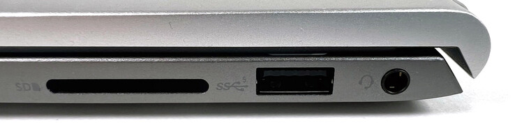 Derecha: 1 lector de tarjetas SD, 1 USB 3.1 Tipo-A (Gen 1), 1 puerto de audio de 3,5 mm (combinado)