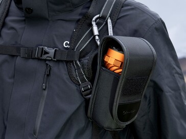 La Olight Marauder 3 incluye una funda.