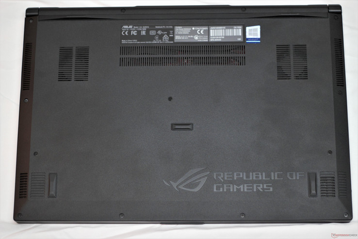 Review del portaitil Asus ROG GU501GM i7 8750H GTX 1060 Notebookcheck Analisis