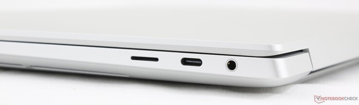 Derecha: MicroSD, USB-C Thunderbolt 4 con DisplayPort 2.1 + Power Delivery, auriculares de 3,5 mm
