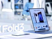 La serie X Fold3 comienza en 1.169 dólares a través de Wonda Mobile. (Fuente de la imagen: Vivo)