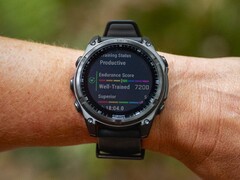Garmin está desplegando la versión 20.24 del software para el reloj inteligente Fenix 8 (en la imagen). (Fuente de la imagen: Garmin)