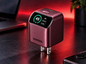 El cargador Ugreen Nexode Pro de 45 W en color burdeos