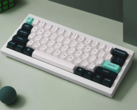 El teclado para juegos Keychron Q4 HE de efecto Hall con carcasa totalmente de aluminio e interruptores magnéticos Gateron. 
