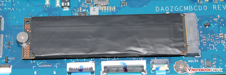Un SSD PCI 4 sirve como unidad del sistema.