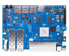 El BPI-R4 tiene un montón de opciones de conexión para servir como un router DIY. (Fuente de la imagen: Banana Pi)