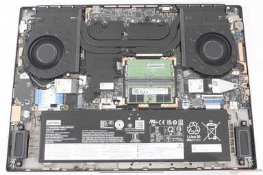 La unidad de refrigeración del Legion 7 16 puede manejar 145 vatios. (fuente de la imagen: Notebookcheck)