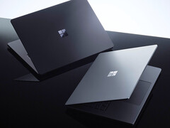El Surface Laptop Ultra en sus colores Platinum y Dark Steel/Nightfall.