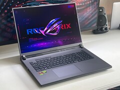 Asus ROG Strix G18 G814 (fuente de la imagen: Notebookcheck)