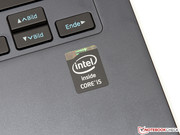 ...entre otras cosas, el comprador se lleva una Core i5-4200U,...