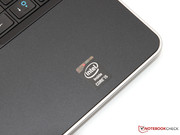 Dentro del E7440 encontramos un Core i5-4200U, ...