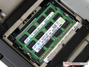 Sendas ranuras de memoria están ocupadas con módulos de 4 GByte DDR3-1600.