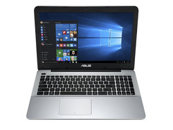 Asus F555UB-XO043T. Modelo de pruebas cortesía de notebooksbilliger.de