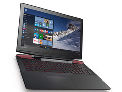 Lenovo IdeaPad Y700-15ACZ. Modelo de pruebas cortesía de Cyberport.de