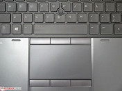 Touchpad con Trackpoint y 6 botones