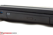 El G750JH viene equipado con una unidad combo Blu-ray en vez de un grabador de DVD.