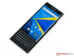 Blackberry Priv (STV100-4). Modelo de pruebas cortesía de Notebooksbilliger.de