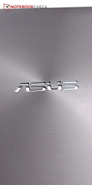 El Asus N751JK sigue siendo un buen portátil multimedia, pero el predecesor tenía una mejor relación precio-rendimiento.