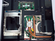 De izquierda a derecha: disco duro, RAM y CPU con un sistema de resfriamiento