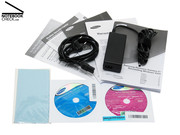 Samsung proves: Also notebooks for starters can come with recovery CD and microfibre cloth.