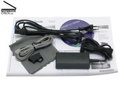 Un cable para el modem y un pequeño trapo de microfibra se incluyen en el envio.
