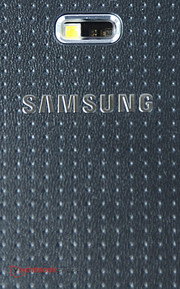 Con todo, el Galaxy S5 marca muchas casillas, pero no puede mantener el nivel de rendimiento de muchos rivales.
