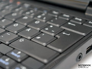 El teclado es comodo y permite teclear por horas
