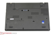 El ThinkPad T440 no tiene cubiertas de mantenimiento.
