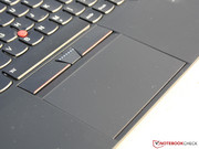 Superficies mate, excelentes dispositivos de entrada ThinkPad junto con una gran duración.