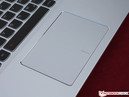 Touchpad: Claro desplazamiento, click firme