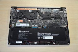 Interior del Mi Notebook Air (Fuente: blog.geekbuying.com)