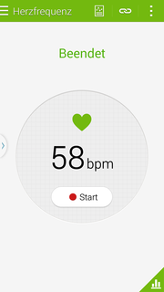 En la trasera: un monitor de ritmo cardíaco, que funciona bastante bien.