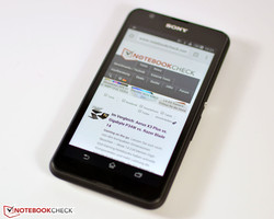 Sony Xperia E4g. Modelo de pruebas cortesía de Notebooksbilliger.de