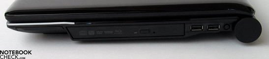 Right side: express card slot, BluRay drive, 2xUSB, Kensington lock