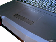 El touchpad parece provisional, y ni siempre responde de forma ideal.