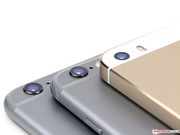 Los tres iPhones tienen cámara de 8 MP.