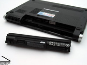 Dell Studio XPS 13 utiliza una batería de lithium-ions con una capacidad de 53 Wh.